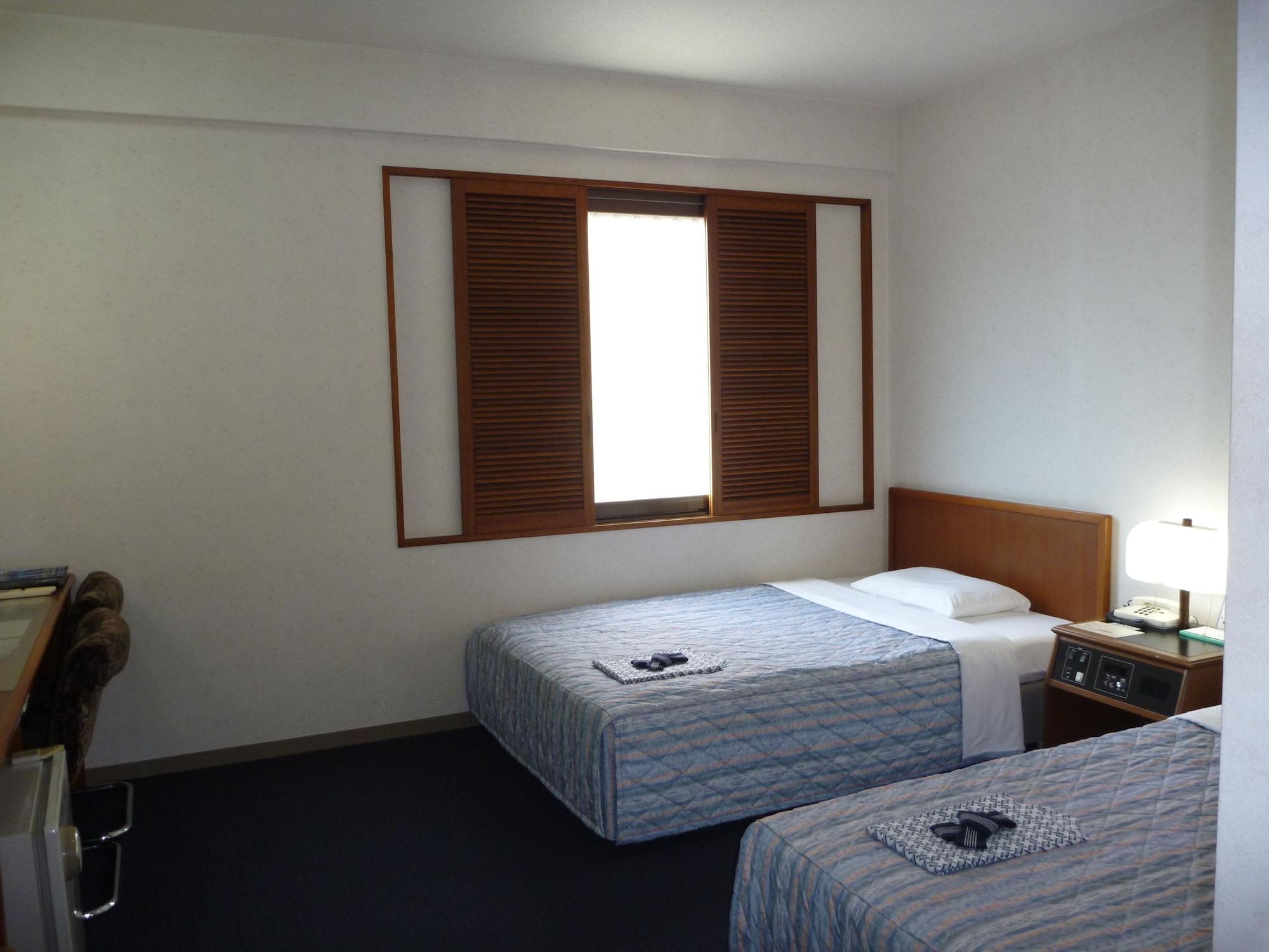 Shiisar Inn Наха Экстерьер фото