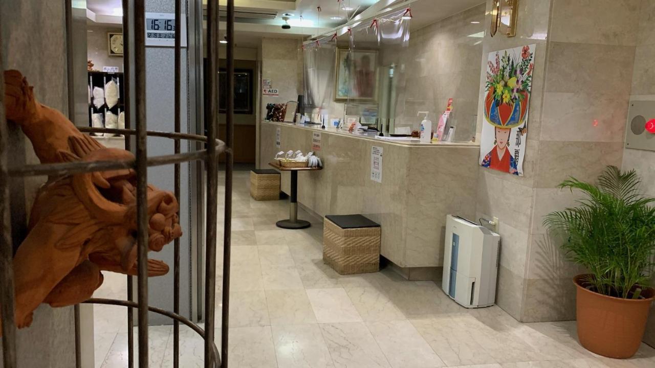 Shiisar Inn Наха Экстерьер фото